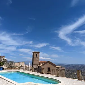 case-al-borgo-agira-centre-home-relais.sicilyhotelsitaly.net/