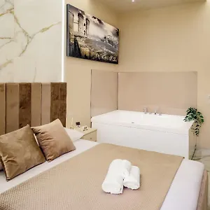 Bed & Breakfast Lovedream, Naples