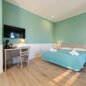 Bed & Breakfast Daca Luxury, Naples