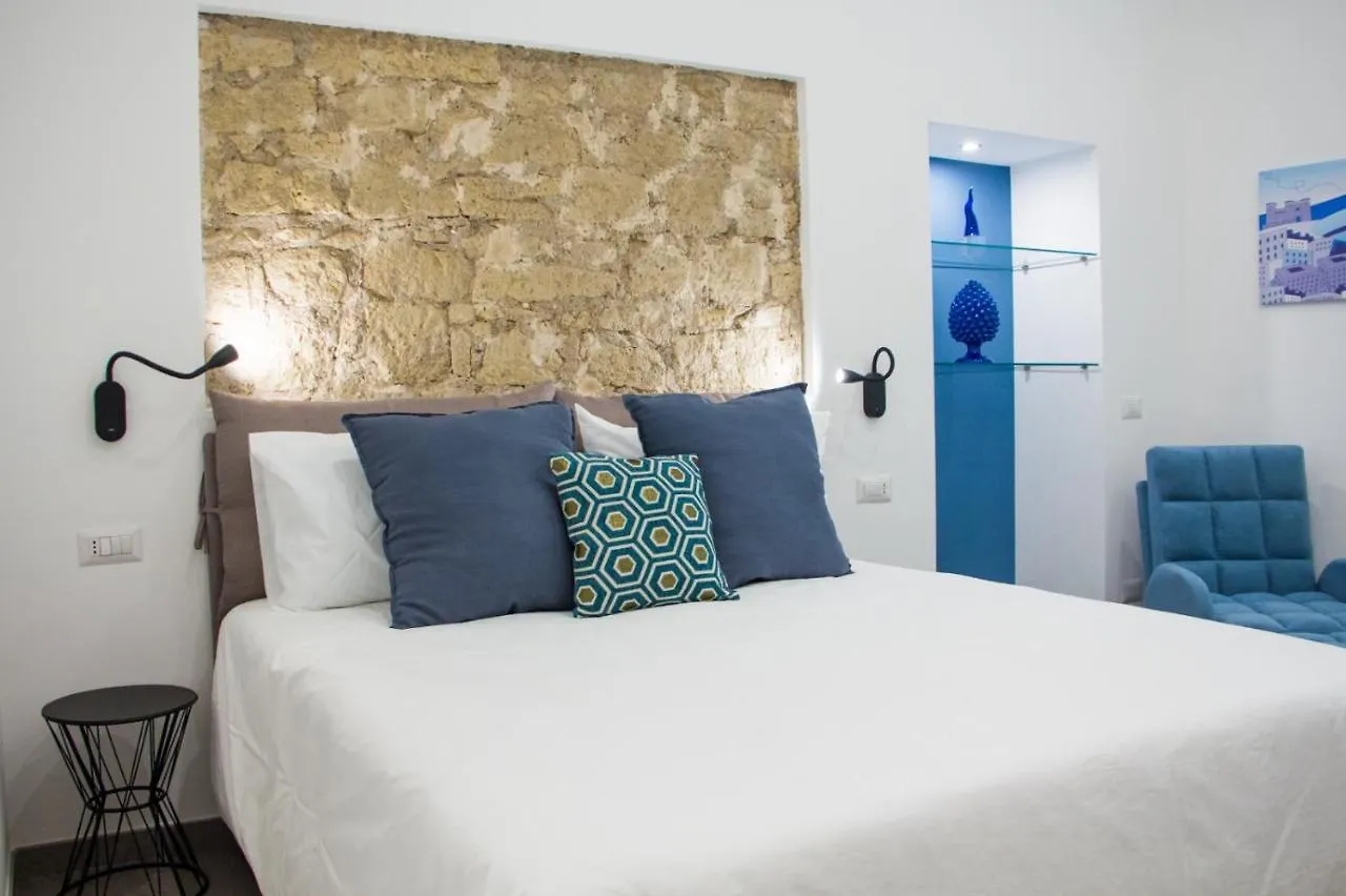 Hotel Blue Plebiscito Nápoles Pensión